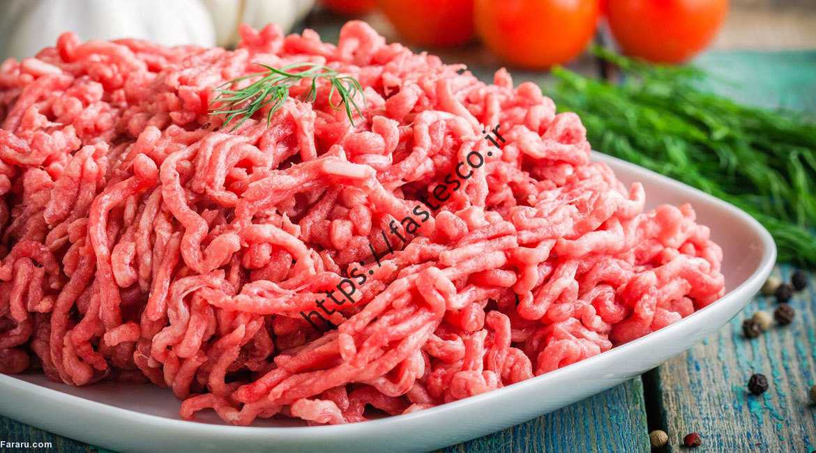 طرز تهیه کباب تاپسی ترکیه گوشت در حال چرخش است